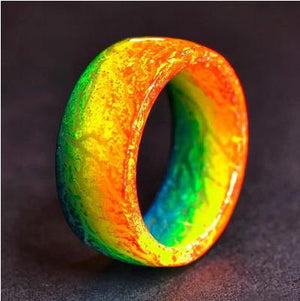 HIYONG New Design Luminous Purple Blue Resin Ring Glowing In The Dark Wedding Engagement Rings For Women Men Jewelry Gift