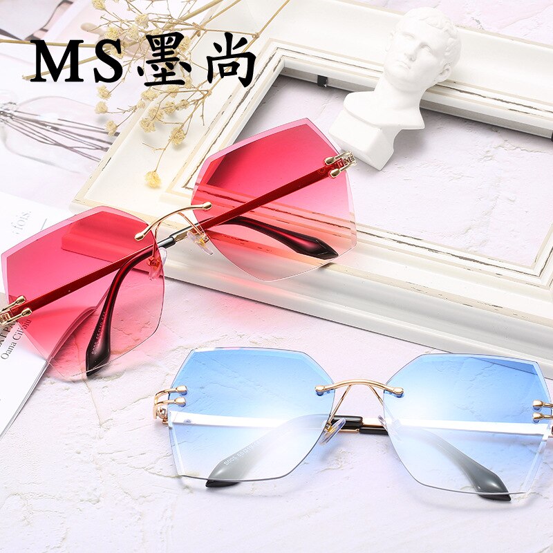 Europe And America Trim Cool AVANT-GARDE Frameless Sun Glasses Big Box chao wang Red Star Style Sunglasses Women's Fashionable S